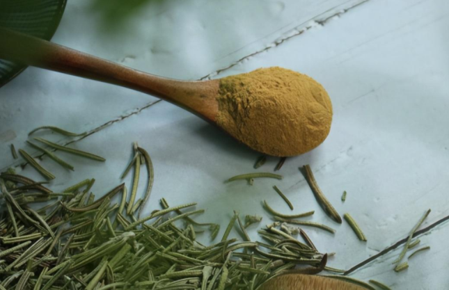 近年来，哪些植物提取物更具有高市场应用潜力？